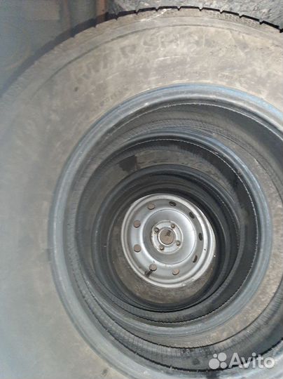 Marshal I'Zen KW15 215/70 R16 82D