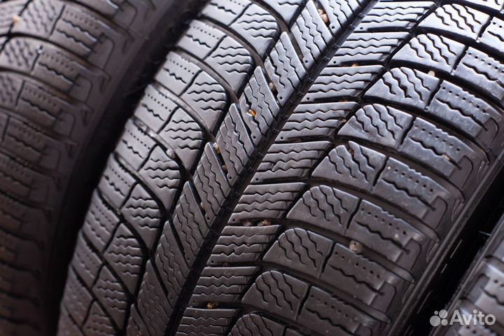 Michelin X-Ice XI3 225/45 R17 и 245/45 R17 94H