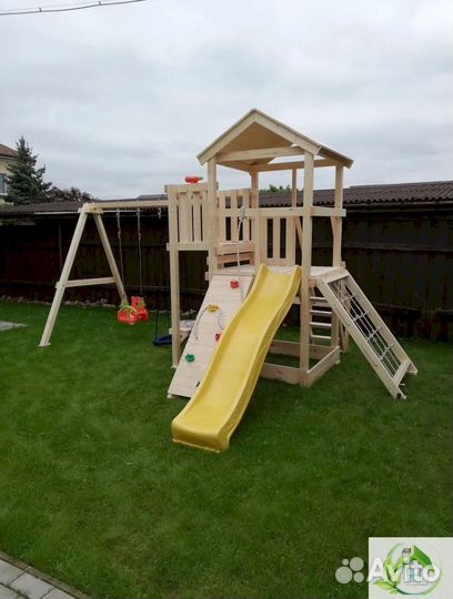 Детская спортивная площадка уличная