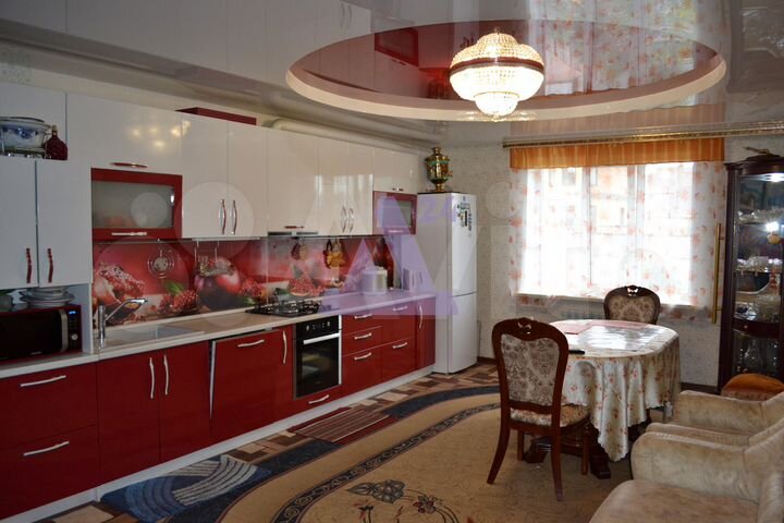 Коттедж 147,3 м² на участке 11,1 сот.