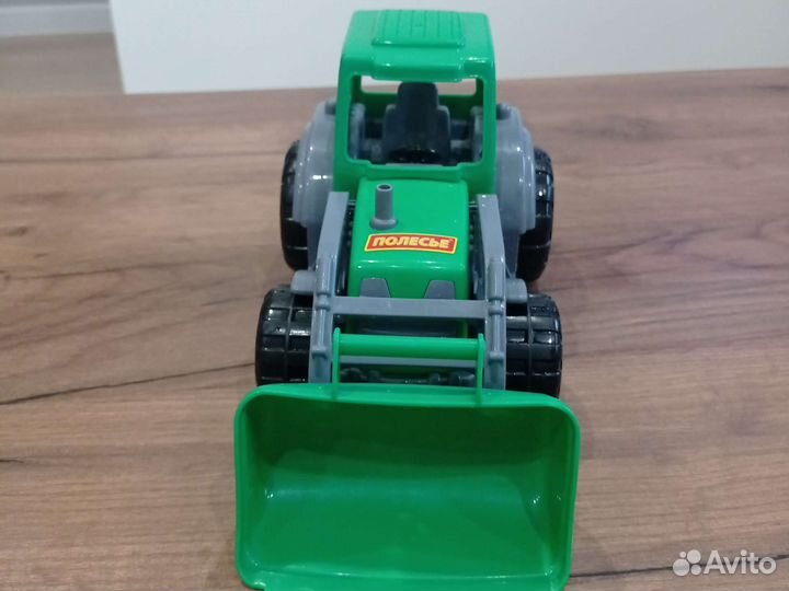 Детский трактор