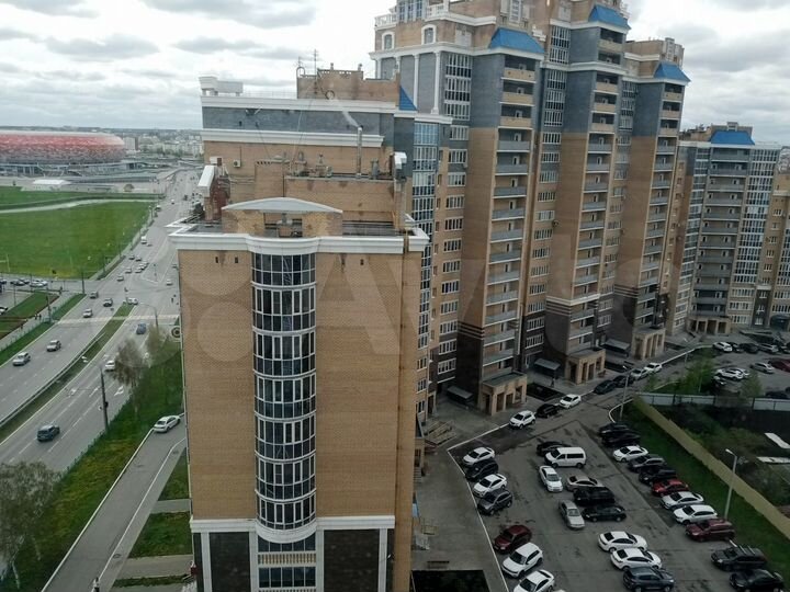 2-к. квартира, 67 м², 10/16 эт.