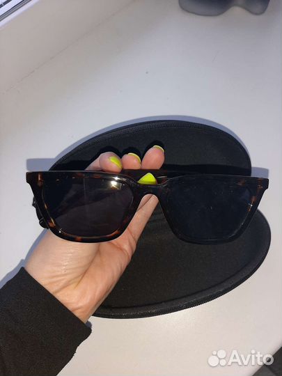 Солнцезащитные очки новые
