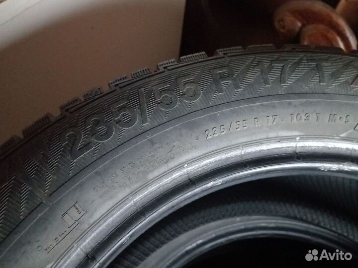 Gislaved NordFrost 100 235/55 R17