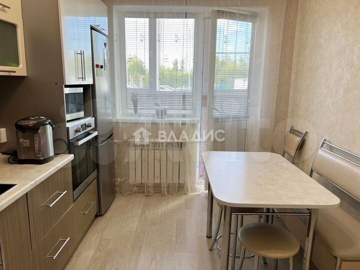 2-к. квартира, 61 м², 1/22 эт.