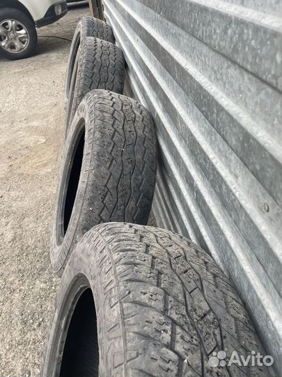 Toyo Open Country A/T Plus 225/65 R17