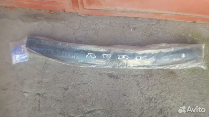 Дефлектор на капот (мухобойка) на audi 80 b3