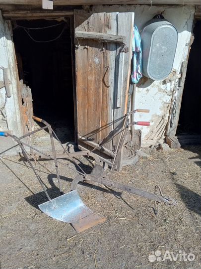 Плуги,окучник, борона-конные