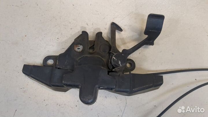 Замок капота Pontiac Vibe 1, 2008