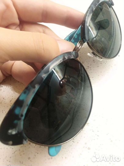 Солнцезащитные очки Revlon