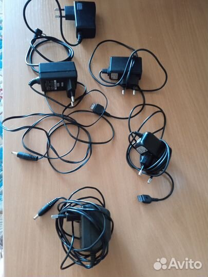 Зарядное устройство для кнопочных телефонов