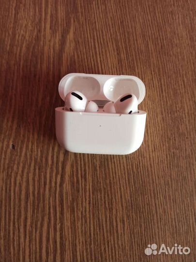 Беспроводные наушники