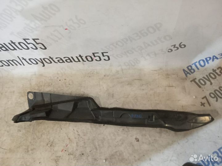 Пыльник крыла Тойота Королла Е120