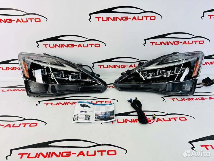 Фары Lexus IS250 05-12г стиль 21 год Vland T1430