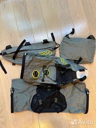 Сумки для байкпакинга apidura