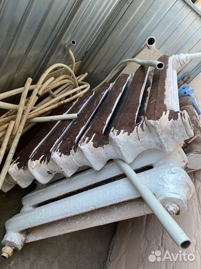 Батарея чугунная