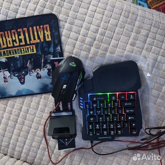 Игровая клавиатура и мышь для телефона