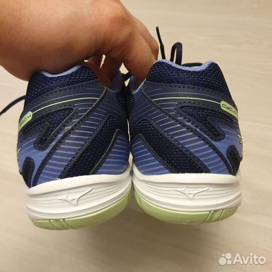 Кроссовки Mizuno Cyclone Speed 4