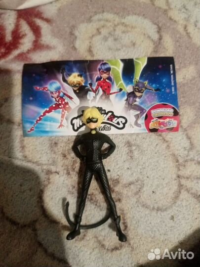 Фигурка супер кот из киндер макси