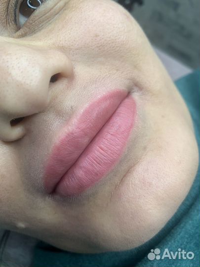 Модель на перманентный макияж