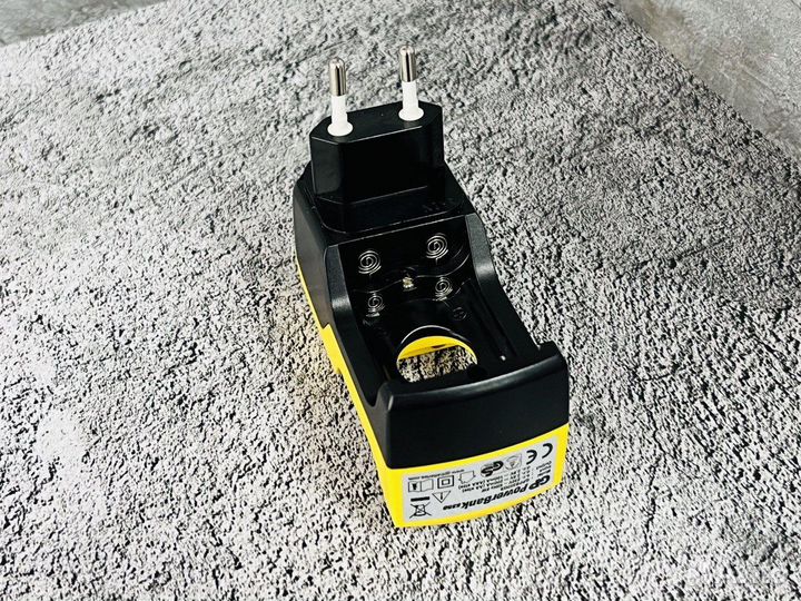 Зарядное устройство gp pb350gs