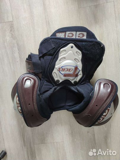 Нагрудник хоккейный CCM sp 620