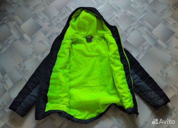 Куртка демисезон на мальчика 11-12 лет