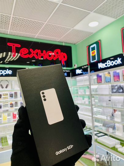 Samsung Galaxy S23+, 8/512 ГБ