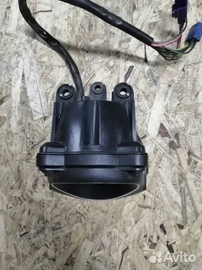 Продам приборную панель на Suzuki Boulevard M50