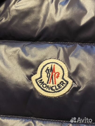 Пуховая жилетка Moncler Tib