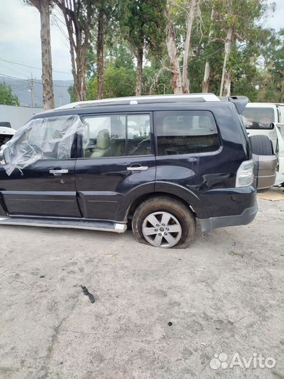 Mitsubishi pajero 4 запчасти