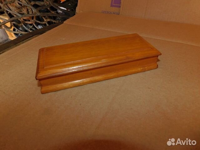 Старинная, красивая шкатулка под драгоценности-др