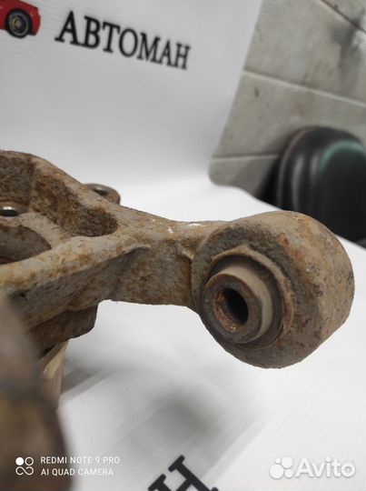 Кулак задний правый Opel Antara Captiva C100