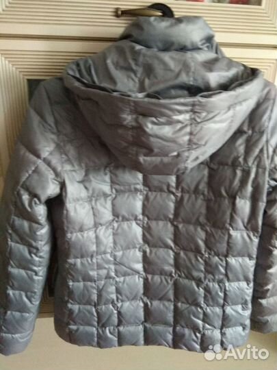 Куртка новая жен 46-48 раз на осень -еврозиму
