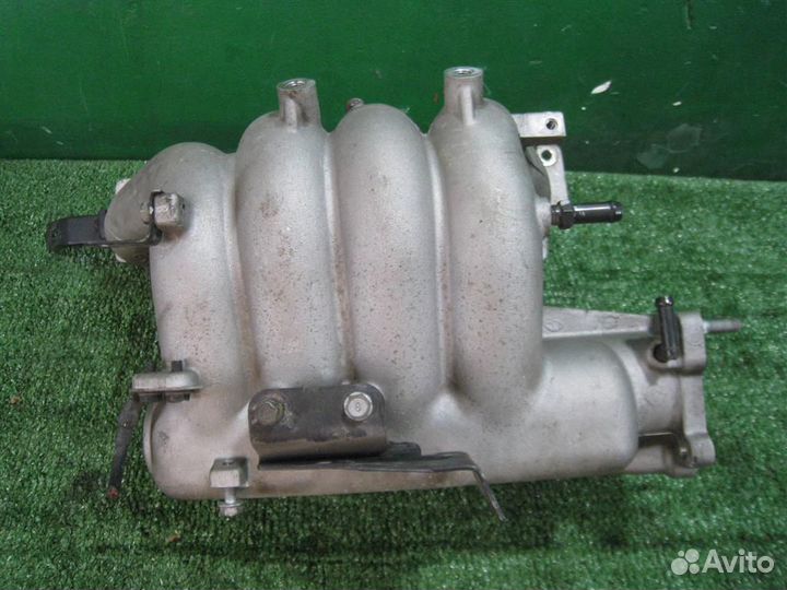 Коллектор впускной KIA Sportage 2 (KM) 2009