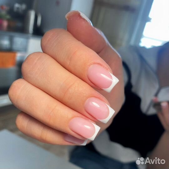 Маникюр, наращивание ногтей