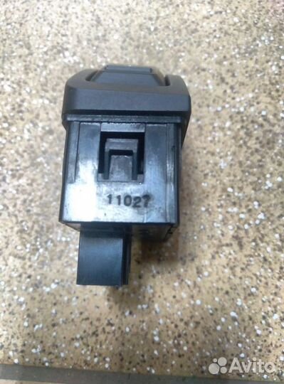 Кнопка яркости панели приборов Kia Sorento II