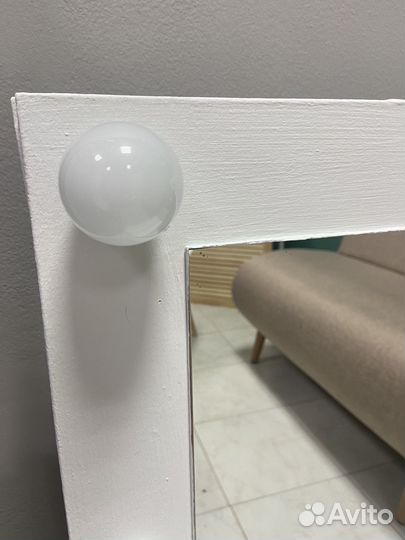 Гримерное зеркало с лампочками бу