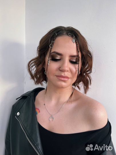 Макияж и прическа