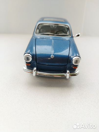 Модель VW 1600 Fastback 1:24