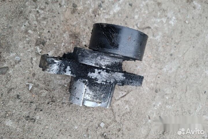 Натяжитель ремня генератора peugeot 206 1 рестайли