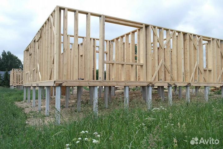 Железобетонные сваи, фундамент