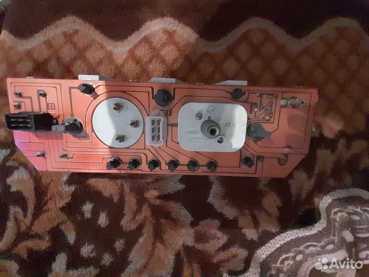 Панель приборов москвич 2141 в хор сост