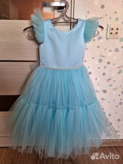Платье праздничное на девочку 122