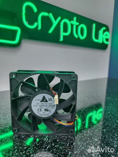 Кулер Delta QFR1212GHE 12V 2.7A 4 Pin 120мм