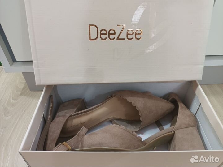 Босоножки женские 38 размер