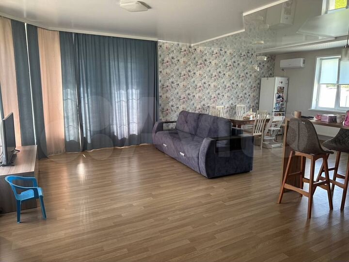 Дом 173 м² на участке 9 сот.