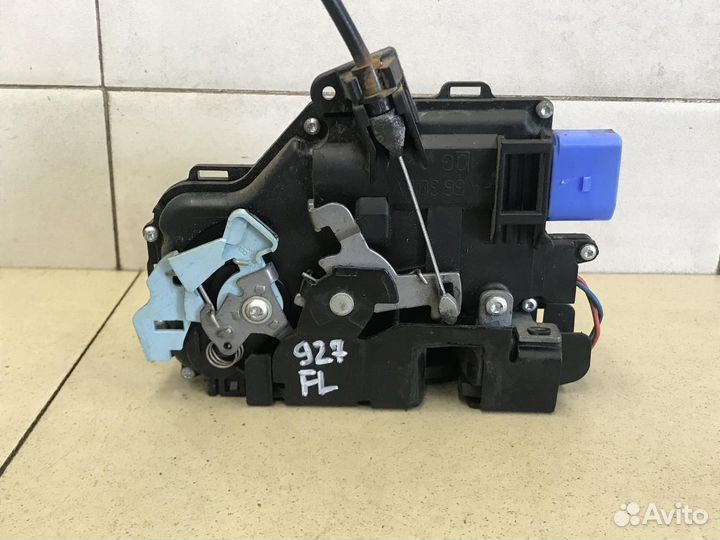 Замок двери передней левой Octavia (A5 1Z) 2004-2013