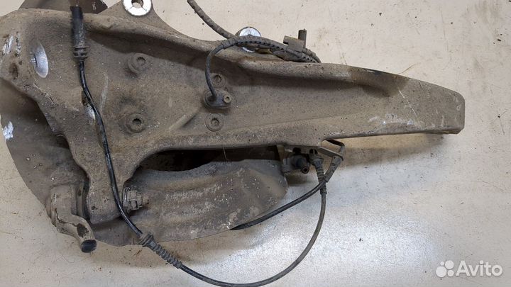 Ступица (кулак, цапфа) левая передняя BMW 5 F10