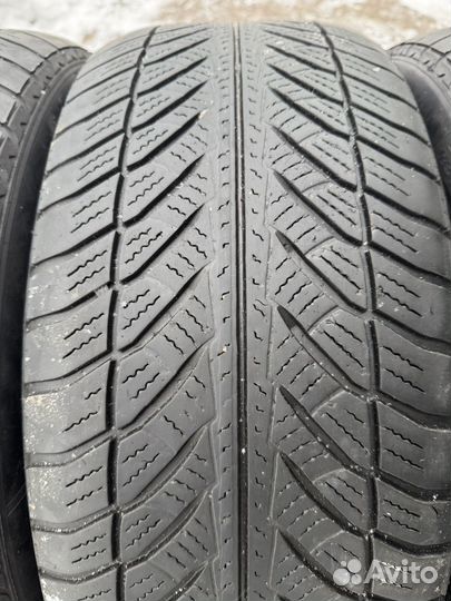 Goodyear UltraGrip 8 Performance 245/45 R18